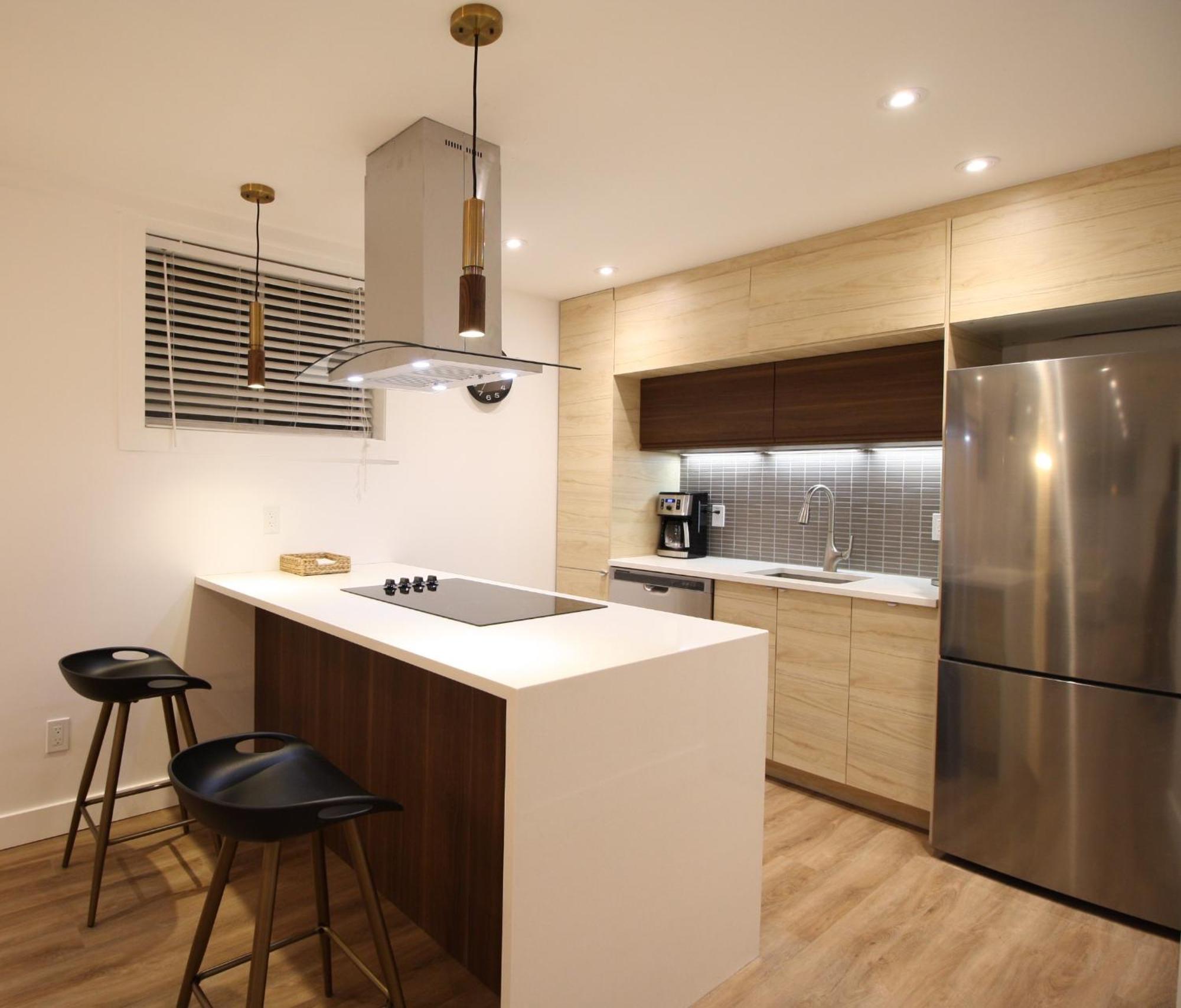 Luxueux - Deco Moderne, Rosemont Appartement *